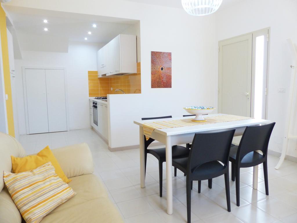 Siciliacasevacanze - Villa Venere Marina di Ragusa Habitación foto